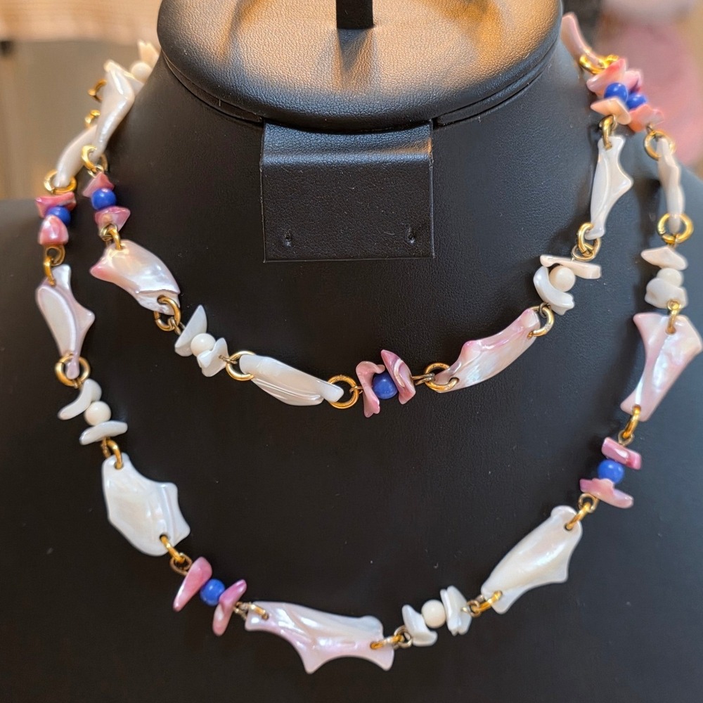 Long Handmade Beaded Shell Rope Necklace‎ Vintage Pink Blue White Gold Tone